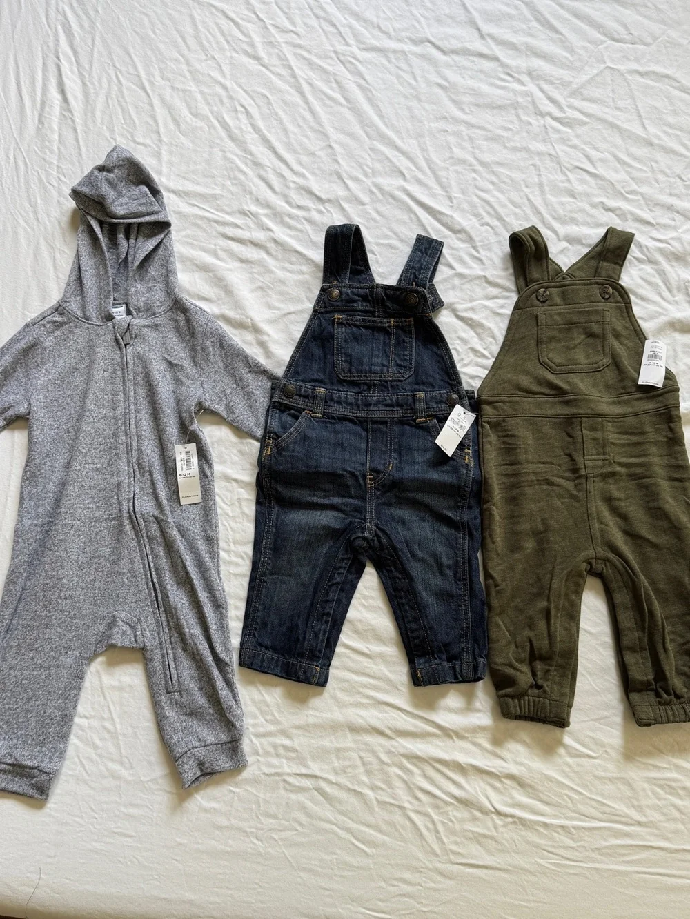 NWT Old Navy baby 6-12 month bundle